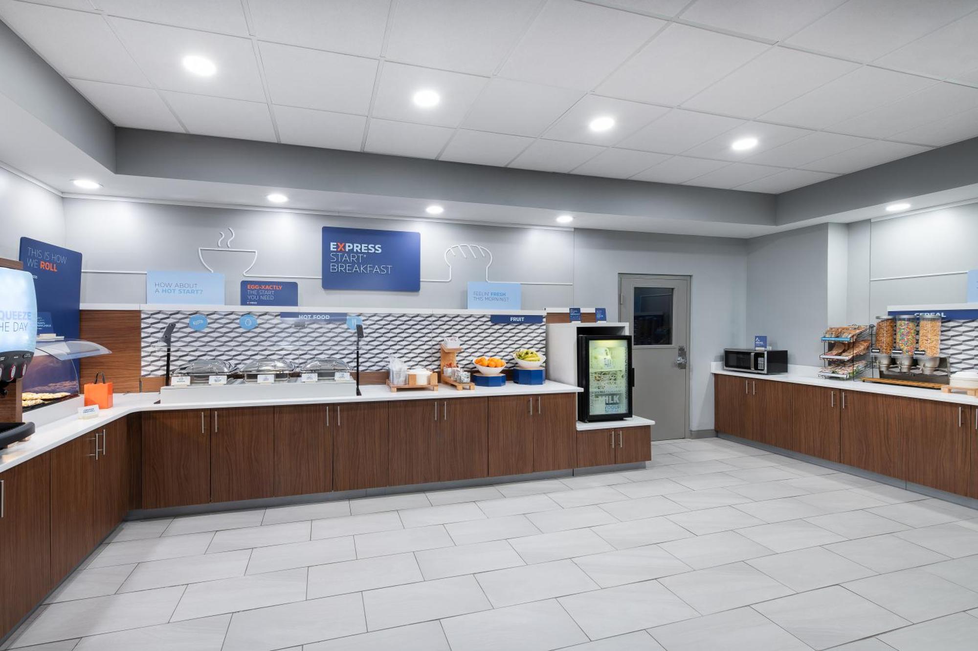 Holiday Inn Express Atlanta West - Theme Park Area By Ihg Lithia Springs Εξωτερικό φωτογραφία
