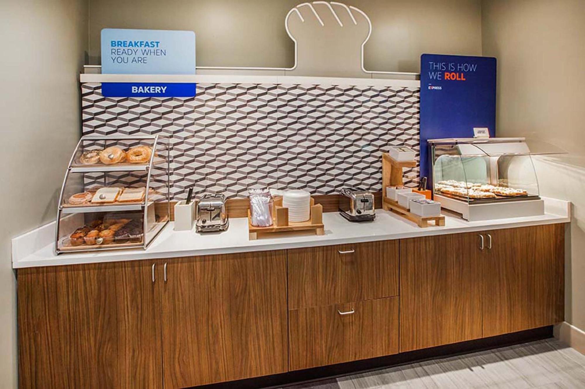 Holiday Inn Express Atlanta West - Theme Park Area By Ihg Lithia Springs Εξωτερικό φωτογραφία